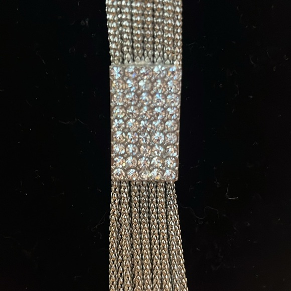 Necklace with sliding tassel - Picture 8 of 8